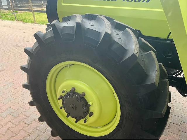 1980 mb trac 401 tractor 1300 vierwielaangedreven landbouwtractor - afbeelding 3 van  28