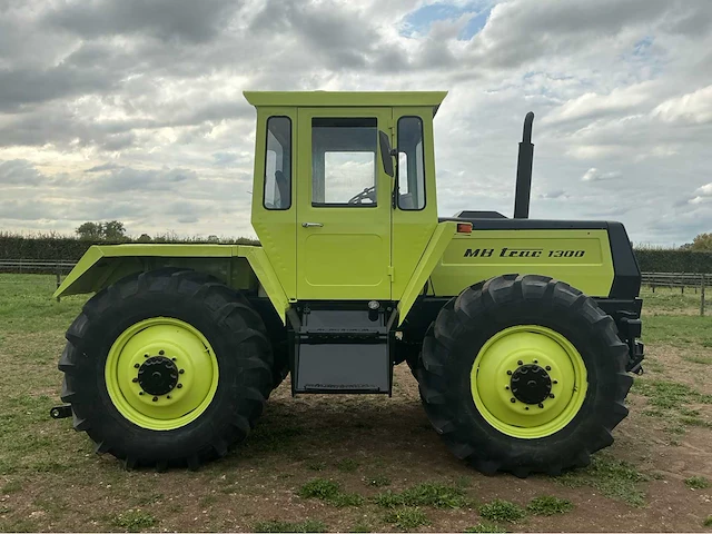 1980 mb trac 401 tractor 1300 vierwielaangedreven landbouwtractor - afbeelding 12 van  28