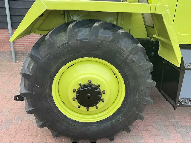 1980 mb trac 401 tractor 1300 vierwielaangedreven landbouwtractor - afbeelding 28 van  28