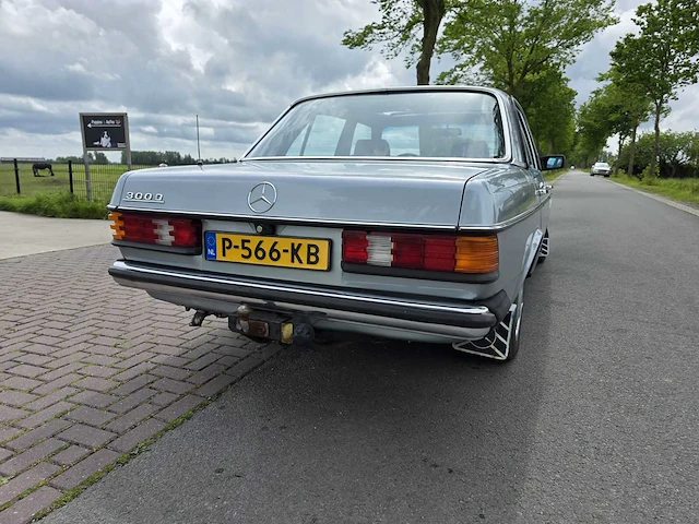 1980 mercedes-benz 300d oldtimer - afbeelding 5 van  55