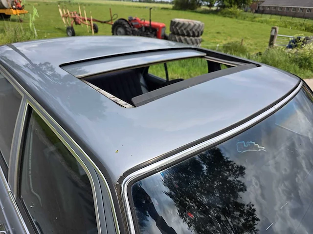 1980 mercedes-benz 300d oldtimer - afbeelding 6 van  55