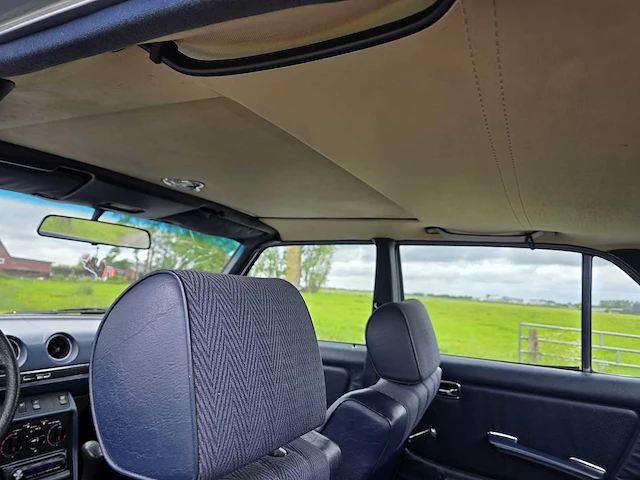 1980 mercedes-benz 300d oldtimer - afbeelding 20 van  55