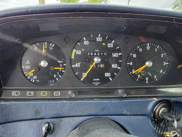 1980 mercedes-benz 300d oldtimer - afbeelding 29 van  55