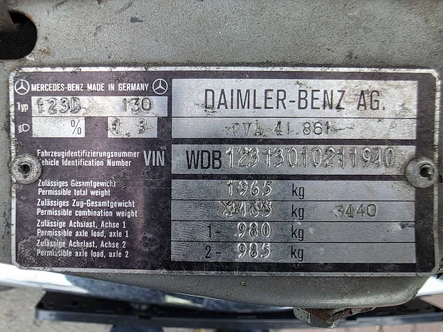 1980 mercedes-benz 300d oldtimer - afbeelding 40 van  55
