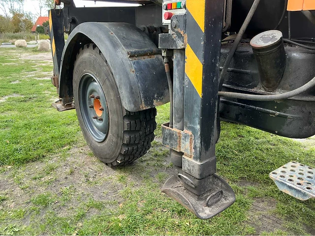 1980 mercedes-benz unimog 406 - afbeelding 17 van  52