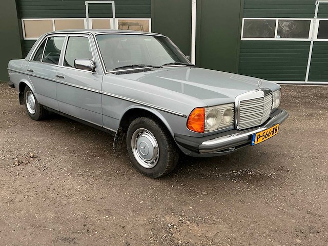 1980 mercedes-benz w123 300d wegenbelasting vrij ! personenauto - afbeelding 25 van  29