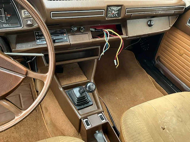 1980 peugeot 504 sr personenauto - afbeelding 3 van  13