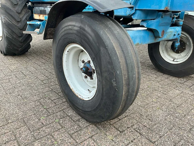 1981 ford 6710 oldtimer tractor - afbeelding 22 van  33