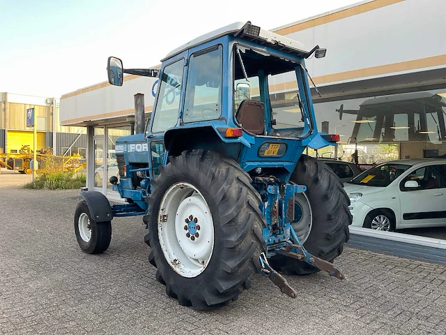 1981 ford 6710 oldtimer tractor - afbeelding 3 van  33
