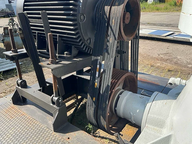 1981 lokomo g2610 breekinstallatie - afbeelding 2 van  26