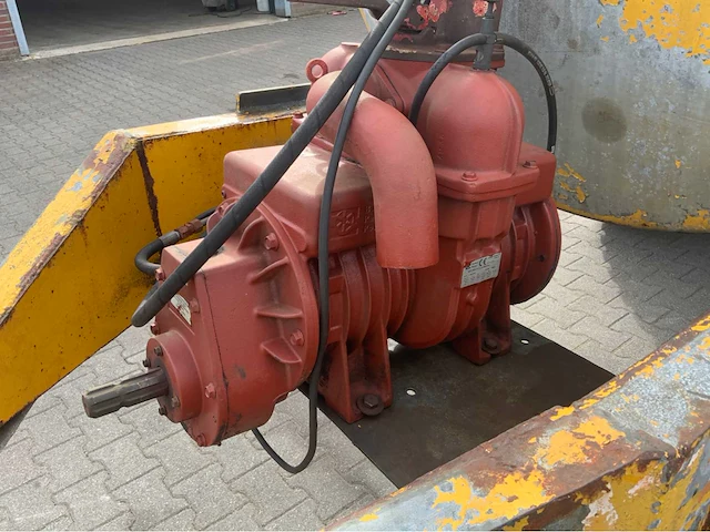 1981 welgro 6500 mesttank ljb-33-n - afbeelding 9 van  26