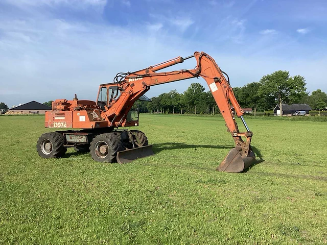 1982 atlas ab 1302 e banden graafmachine - afbeelding 12 van  22