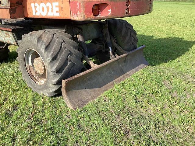 1982 atlas ab 1302 e banden graafmachine - afbeelding 19 van  22