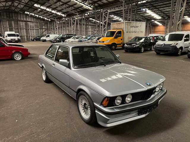 1982 bmw 3-serie 323i jf-65-bf - afbeelding 17 van  21
