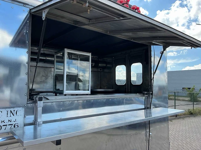 1982 chevrolet kurbmaster / grumman olsens step van foodtruck - afbeelding 25 van  83