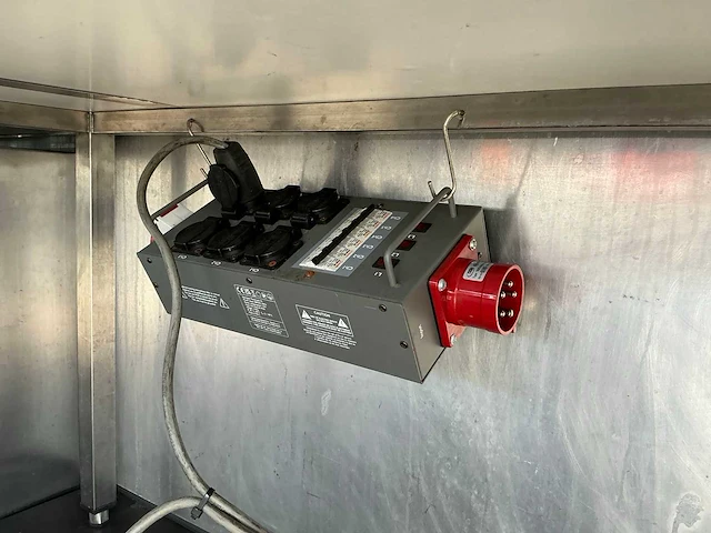 1982 chevrolet kurbmaster / grumman olsens step van foodtruck - afbeelding 61 van  83