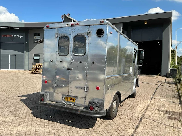 1982 chevrolet kurbmaster / grumman olsens step van foodtruck - afbeelding 56 van  83