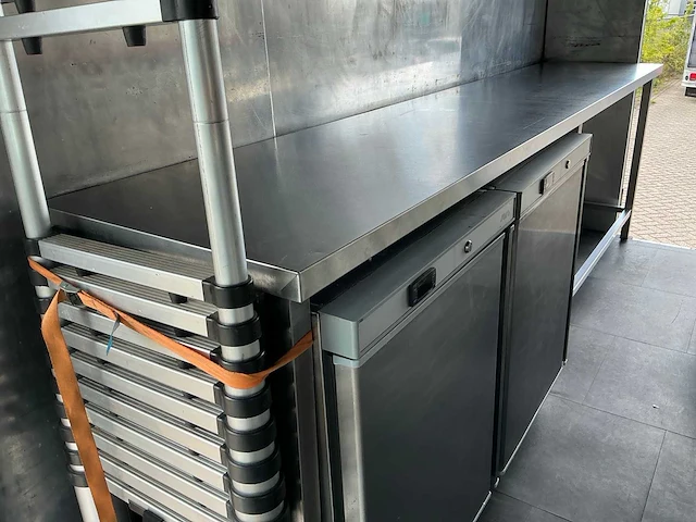 1982 chevrolet kurbmaster / grumman olsens step van foodtruck - afbeelding 79 van  83
