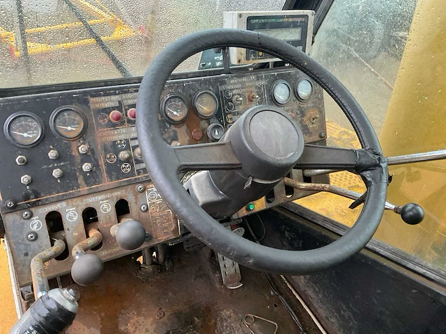 1982 fmc / link belt hsp 8040 mobiele kraan - afbeelding 21 van  22
