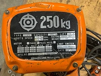 1982 hitachi 1/4fh elektrische kettingtakel - afbeelding 3 van  6