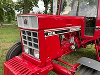 1982 international 955 xl tweewielaangedreven landbouwtractor - afbeelding 2 van  49