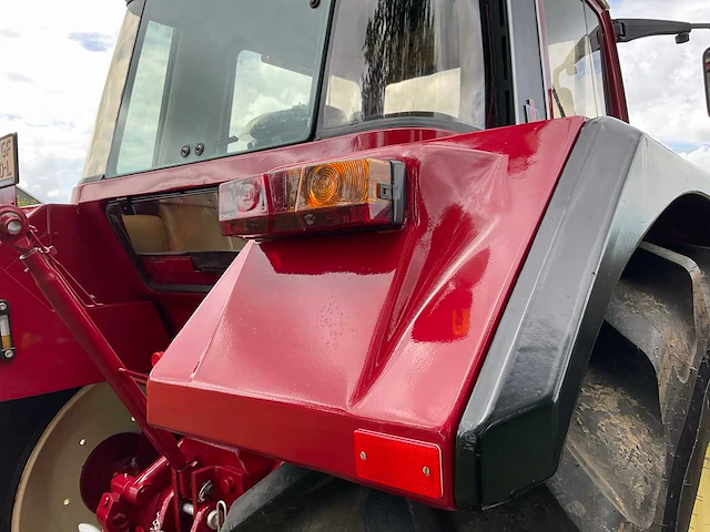 1982 international 955 xl tweewielaangedreven landbouwtractor - afbeelding 16 van  49