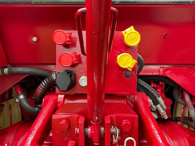 1982 international 955 xl tweewielaangedreven landbouwtractor - afbeelding 20 van  49