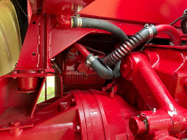 1982 international 955 xl tweewielaangedreven landbouwtractor - afbeelding 22 van  49