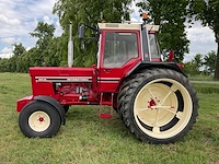 1982 international 955 xl tweewielaangedreven landbouwtractor - afbeelding 12 van  49