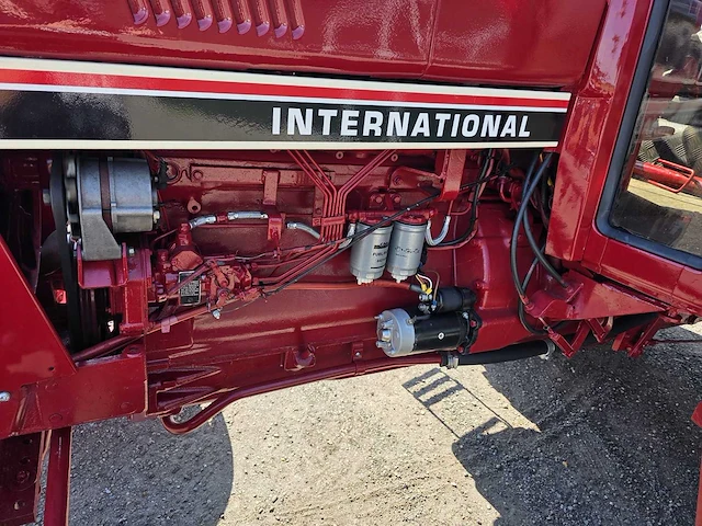 1982 international 955 xl tweewielaangedreven landbouwtractor - afbeelding 6 van  69