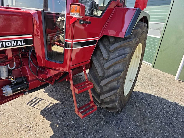 1982 international 955 xl tweewielaangedreven landbouwtractor - afbeelding 15 van  69