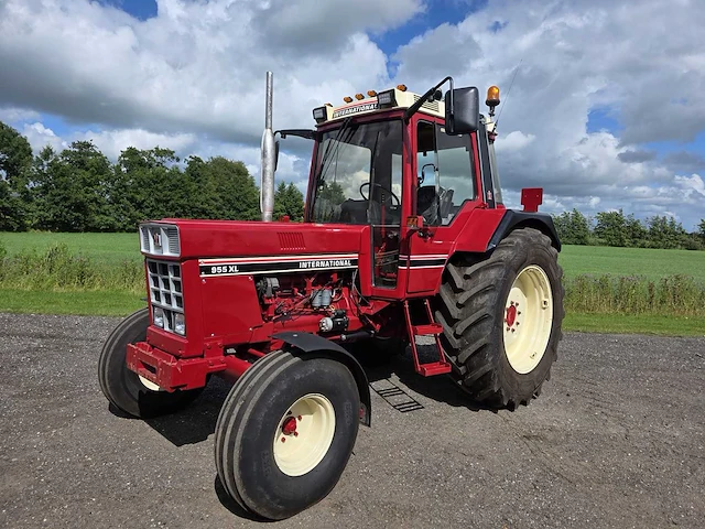 1982 international 955 xl tweewielaangedreven landbouwtractor - afbeelding 12 van  69