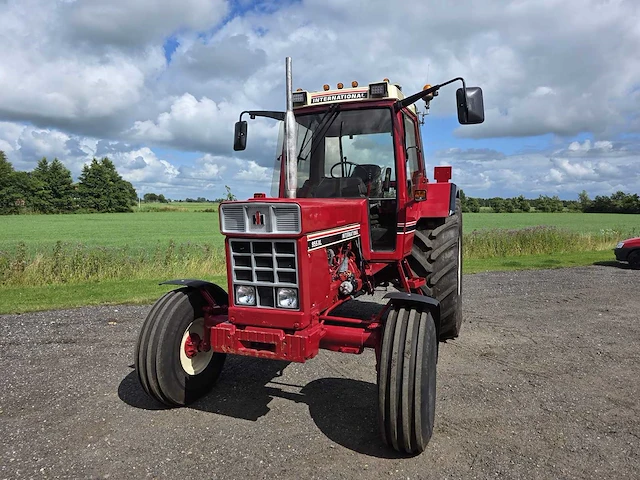 1982 international 955 xl tweewielaangedreven landbouwtractor - afbeelding 23 van  69