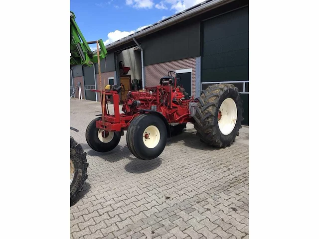 1982 international 955 xl tweewielaangedreven landbouwtractor - afbeelding 57 van  69