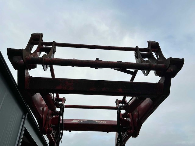 1982 international harvester 845 xl vierwielaangedreven landbouwtractor - afbeelding 8 van  40