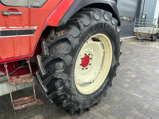 1982 international harvester 845 xl vierwielaangedreven landbouwtractor - afbeelding 21 van  40