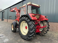 1982 international harvester 845 xl vierwielaangedreven landbouwtractor - afbeelding 34 van  40