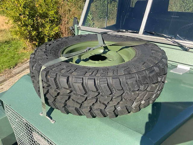 1982 land rover lightweight personenauto - afbeelding 13 van  47