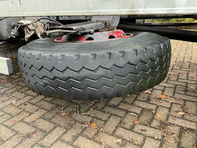 1982 magirus deutz 256m19 haakarm vrachtwagen met kraan - afbeelding 3 van  44