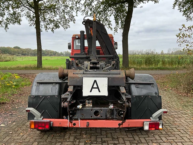 1982 magirus deutz 256m19 haakarm vrachtwagen met kraan - afbeelding 41 van  44