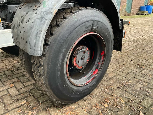 1982 magirus deutz 256m19 haakarm vrachtwagen met kraan - afbeelding 44 van  44