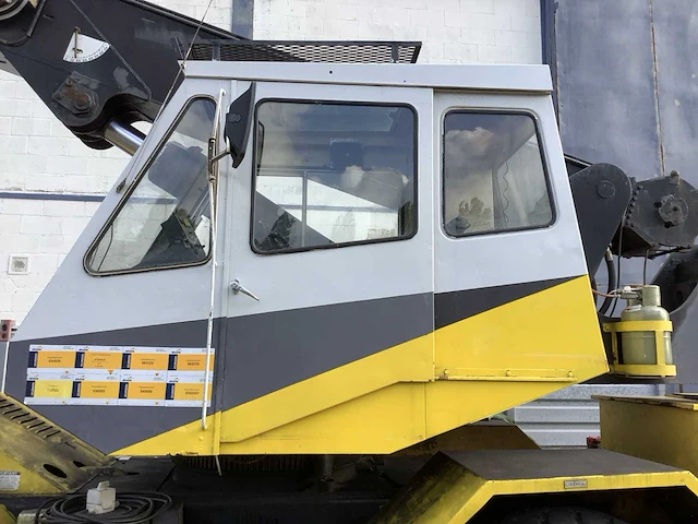 1982 p&h omega 51800 mobiele kraan - afbeelding 6 van  47