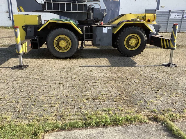 1982 p&h omega 51800 mobiele kraan - afbeelding 21 van  47