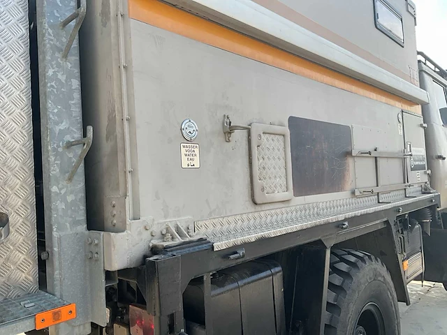 1982 steyr 1291 4x4 expeditie camper / vrachtwagen - afbeelding 15 van  69