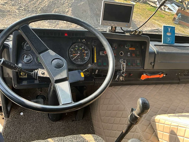 1982 steyr 1291 4x4 expeditie camper / vrachtwagen - afbeelding 25 van  69