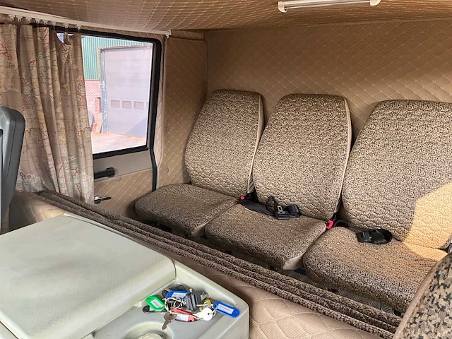 1982 steyr 1291 4x4 expeditie camper / vrachtwagen - afbeelding 31 van  69