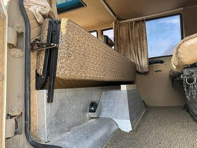 1982 steyr 1291 4x4 expeditie camper / vrachtwagen - afbeelding 37 van  69