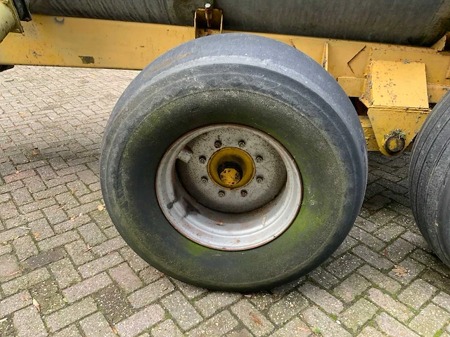 1982 veenhuis 5800 mesttank - afbeelding 4 van  31
