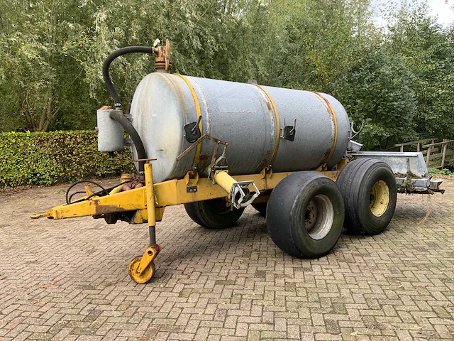 1982 veenhuis 5800 mesttank - afbeelding 1 van  31