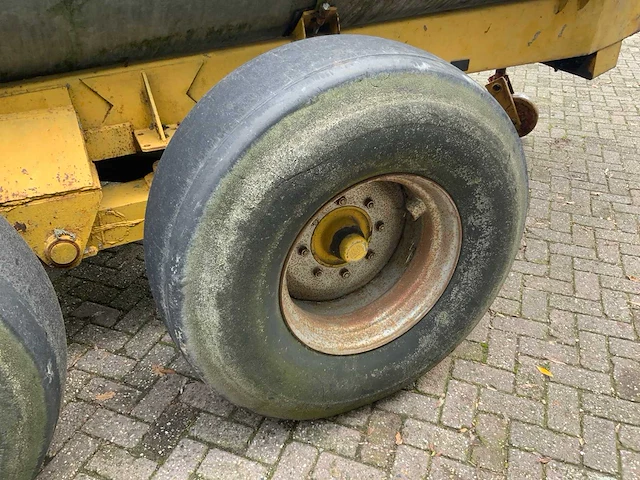 1982 veenhuis 5800 mesttank - afbeelding 14 van  31
